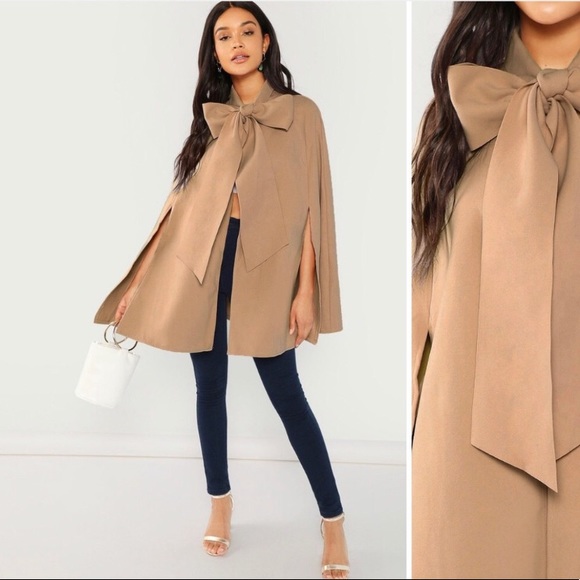 SOLD‼️‼️‼️‼️Tan Bow Necktie Cape - Picture 3 of 5